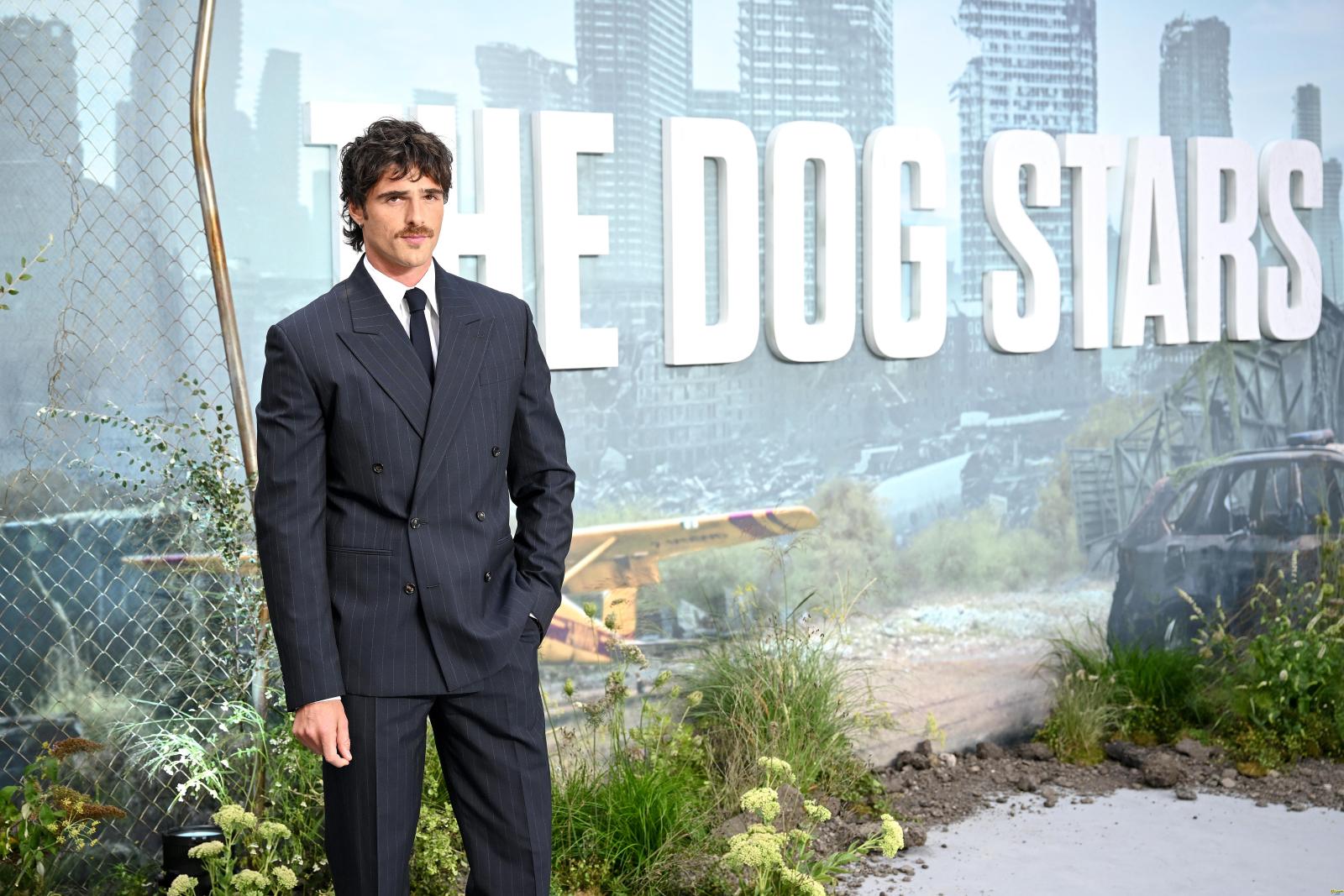World Premiere Of 20th Century Studios "the Dog Stars" At Odeon Luxe Leicester Square London