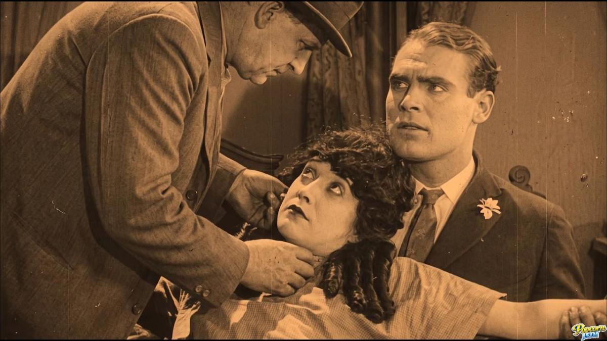 The Extra Girl (1923)