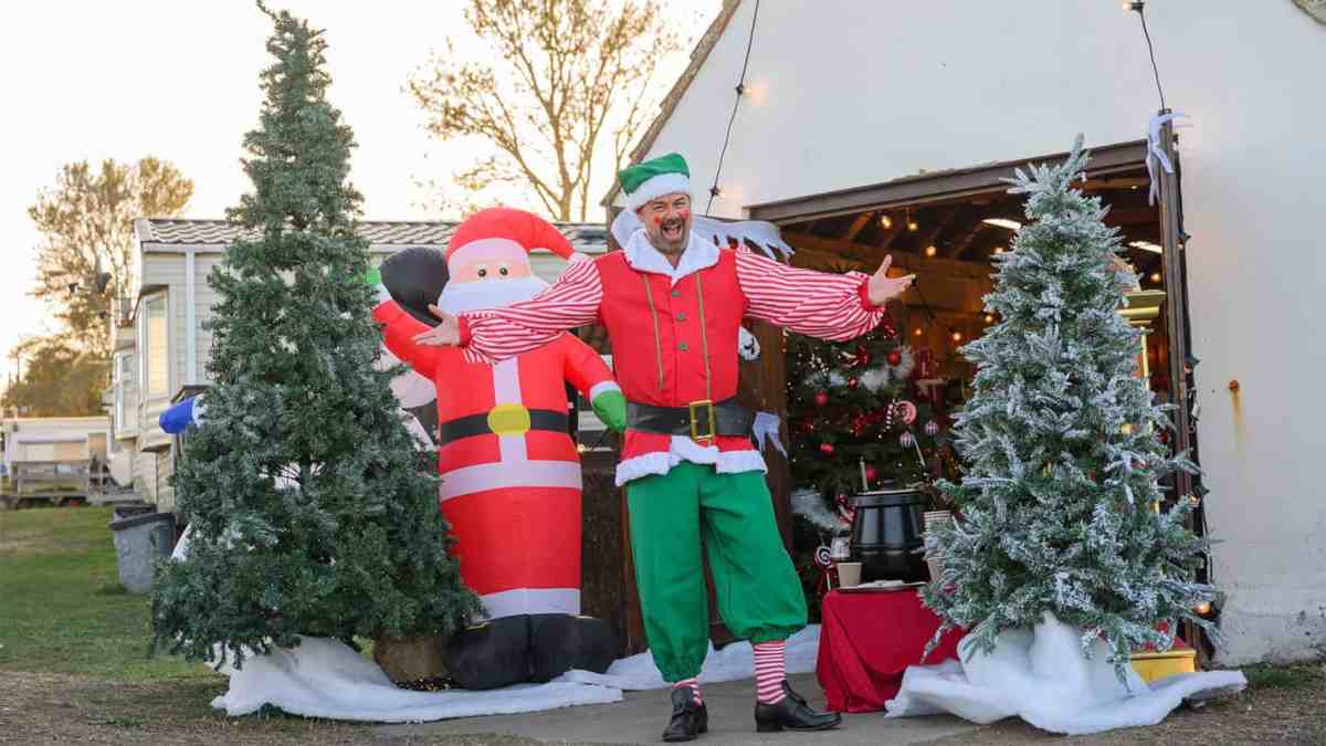 A Merry Elfing Christmas
